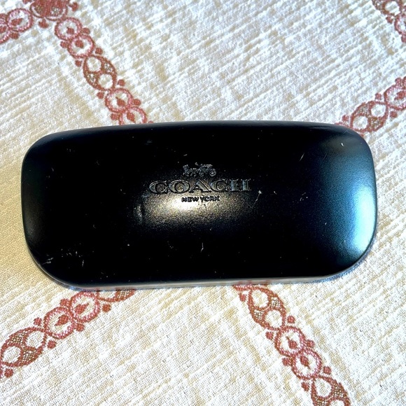 Coach hard Sunglass case - Picture 1 of 6